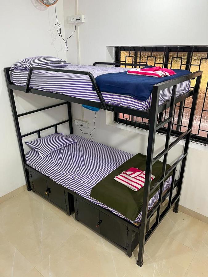 Bonds Hostel Candolim Eksteriør bilde